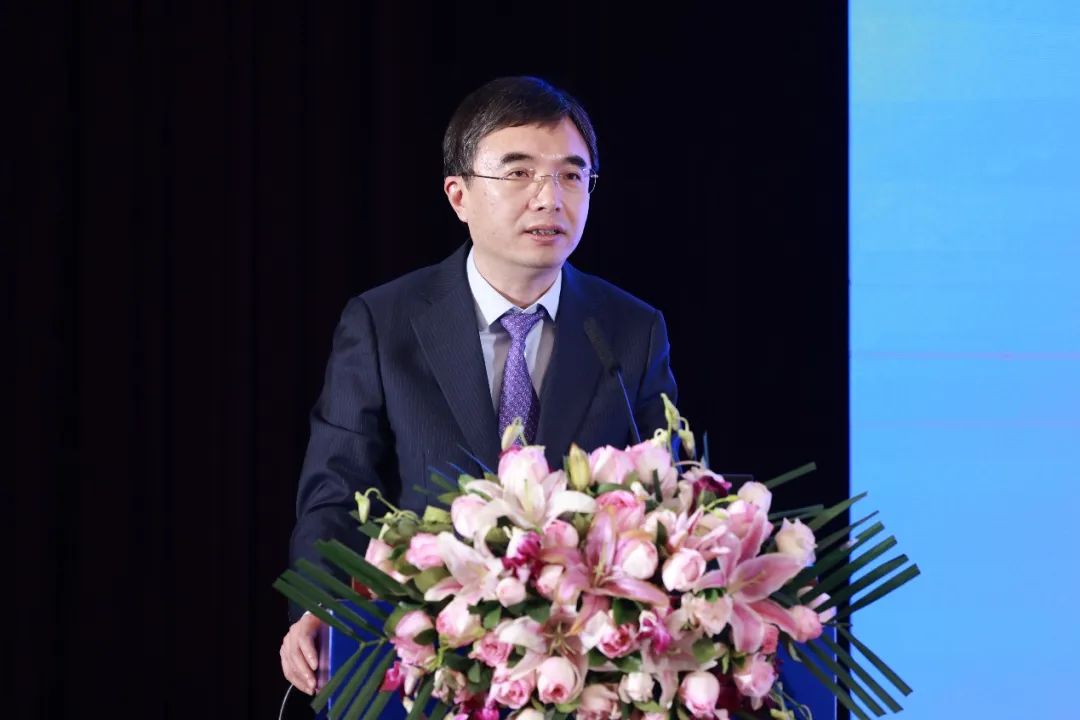 聚力紡織現(xiàn)代化產(chǎn)業(yè)體系新開局！中紡圓桌論壇第十七屆年會在北京舉行