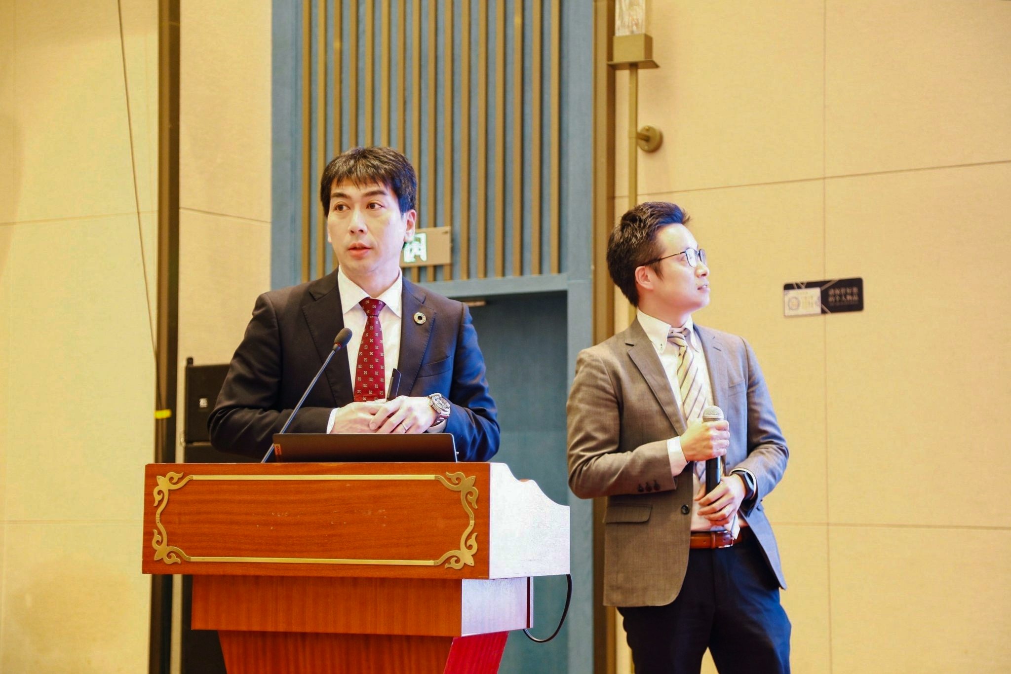 2023年中國(guó)校服產(chǎn)業(yè)高質(zhì)量發(fā)展論壇在溫州舉行