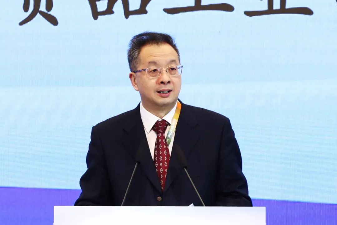 力為華夏添錦繡，織就神州好生活！2023中國紡聯(lián)春季聯(lián)展開幕式暨棉紡消費(fèi)季活動(dòng)啟動(dòng)儀式舉行