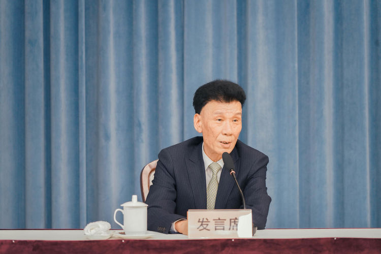 陸大榮：聽(tīng)黨話跟黨走，民營(yíng)企業(yè)大有作為 &mdash;&mdash;在蘇州市服裝業(yè)商會(huì)二屆二次會(huì)員大會(huì)上的發(fā)言