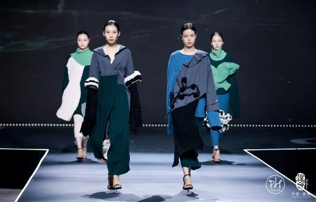 古鎮(zhèn)新時(shí)尚！第八屆&ldquo;濮院杯&rdquo;PH Value中國針織設(shè)計(jì)師大賽決賽暨頒獎(jiǎng)典禮今天舉行