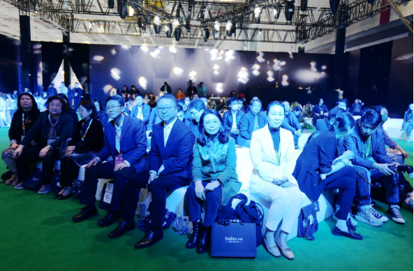 十九家石家莊市紡企亮相國(guó)家會(huì)展中心 共赴中紡聯(lián)2023春季聯(lián)展