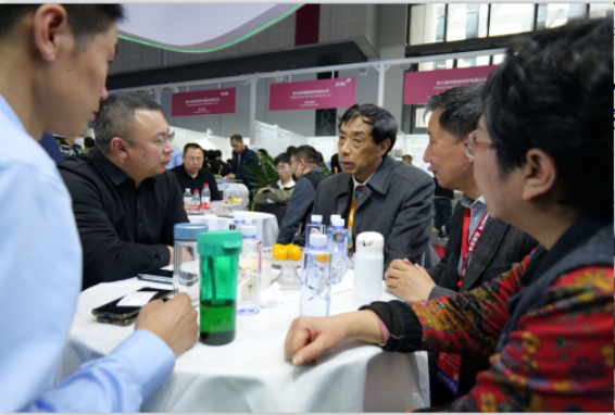 十九家石家莊市紡企亮相國(guó)家會(huì)展中心 共赴中紡聯(lián)2023春季聯(lián)展