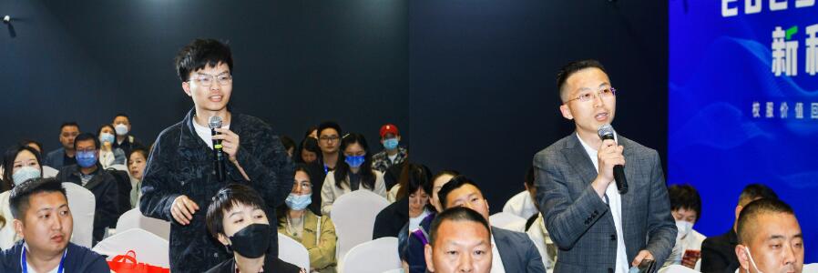 &ldquo;校服價值回根，引領(lǐng)行業(yè)可持續(xù)健康發(fā)展&rdquo;--2023校服面料新科技創(chuàng)新論壇在滬舉辦