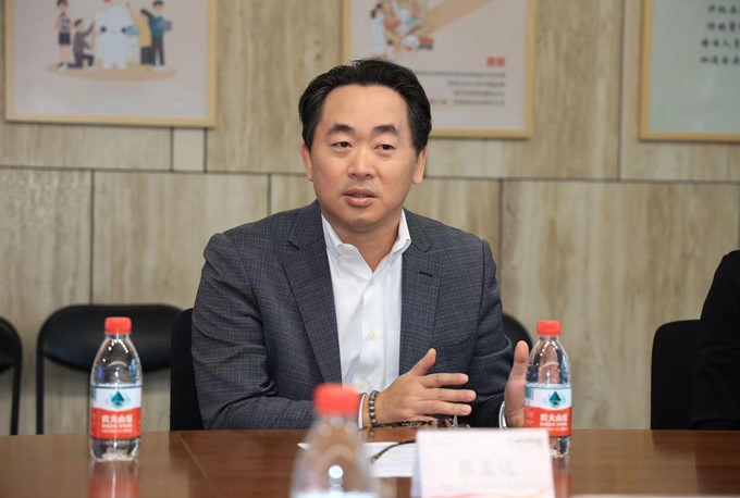 益路攜手 守護(hù)未來 蘭精纖維向愛慕公益基金會捐贈愛心物品