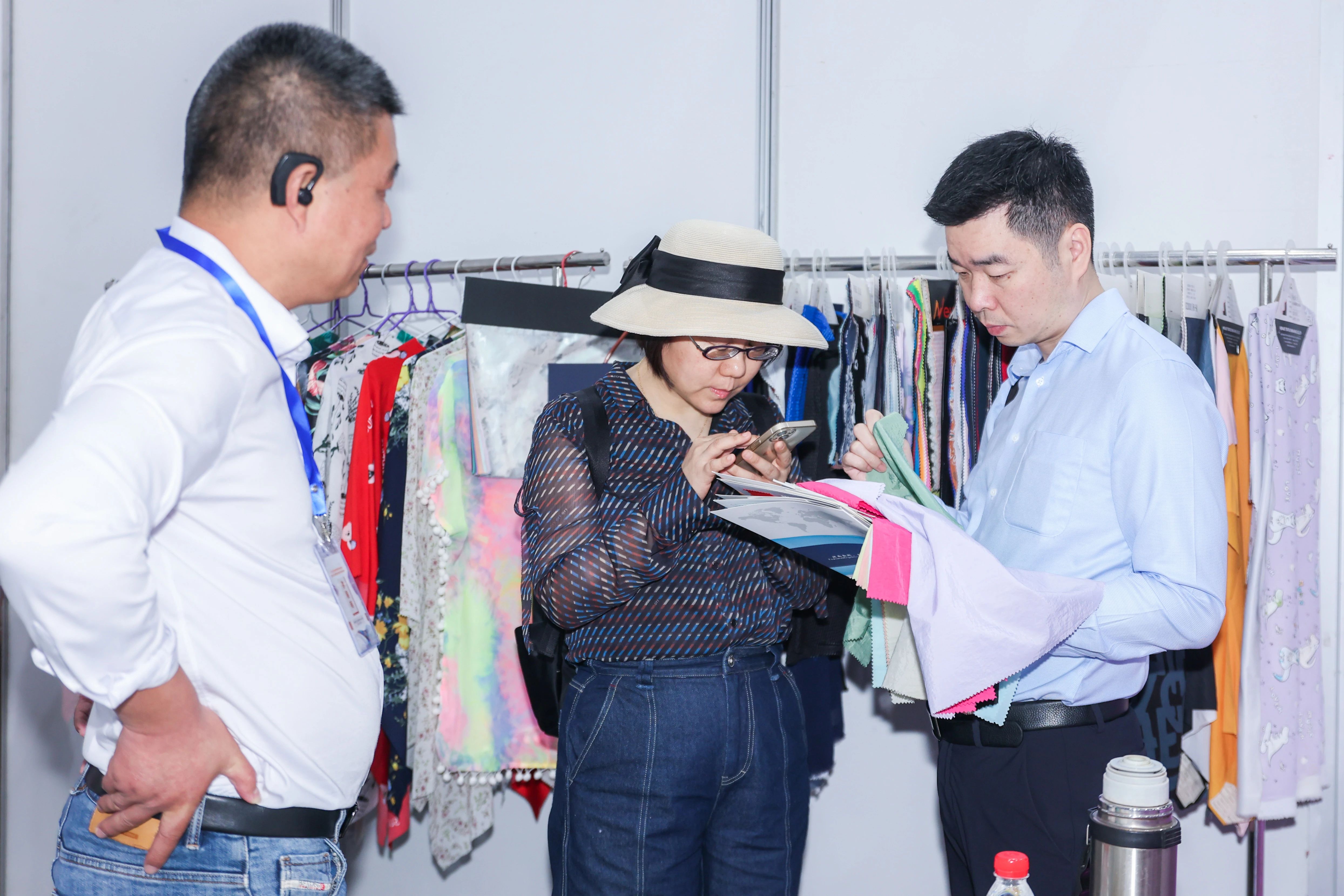 潮起江城，面向未來(lái) | 2023武漢國(guó)際紡織面料及輔料博覽會(huì)啟幕