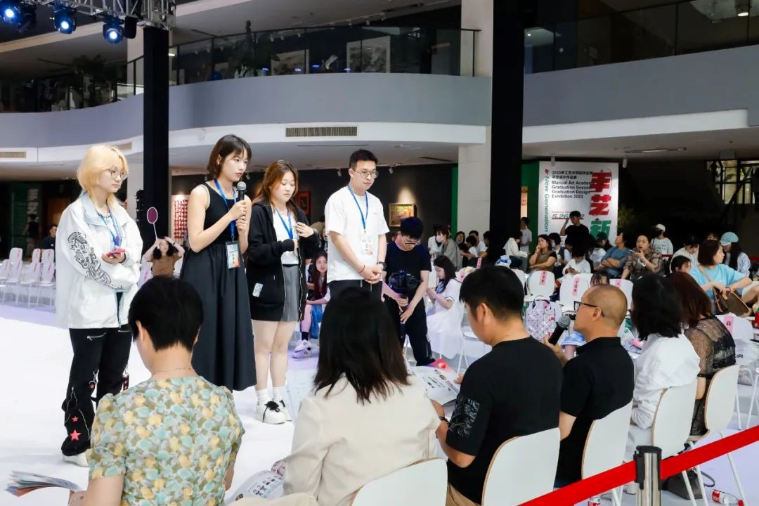 青&ldquo;設&rdquo;飛揚 | 2023&ldquo;青田&middot;蘇工美杯&rdquo;江蘇省校服職業(yè)技能定制賽暨江蘇省服裝院校學生設計大賽決賽圓滿落幕！