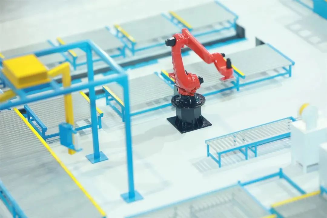 &ldquo;變革紡織世界&rdquo;ITMA2023在意大利米蘭隆重開(kāi)幕，國(guó)際紡織機(jī)械聯(lián)合展舉行觀眾推介活動(dòng)。