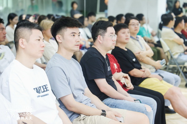 紡織數(shù)字化轉(zhuǎn)型如何做？產(chǎn)業(yè)鏈多維發(fā)力提升實(shí)效