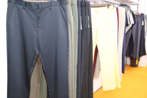 時尚褲裝面料，盡在英倫紡織