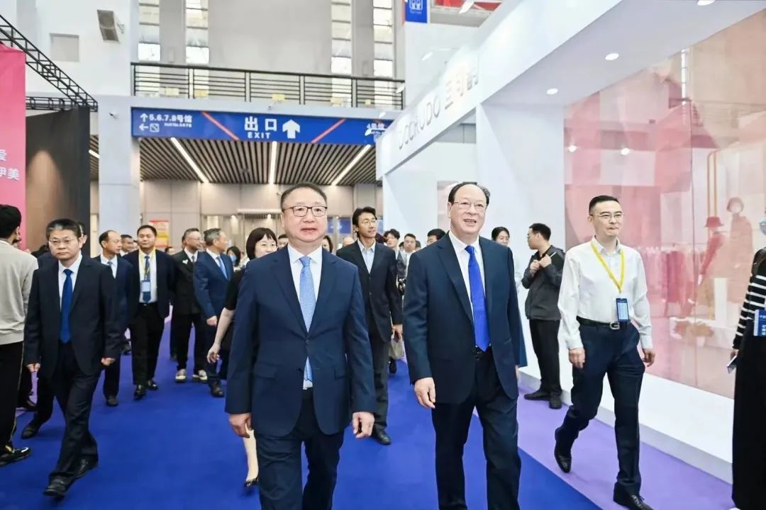 &ldquo;潮涌東方、風(fēng)尚寧波&rdquo;--2023寧波時(shí)尚節(jié)暨第27屆寧波國(guó)際服裝節(jié)盛大啟幕