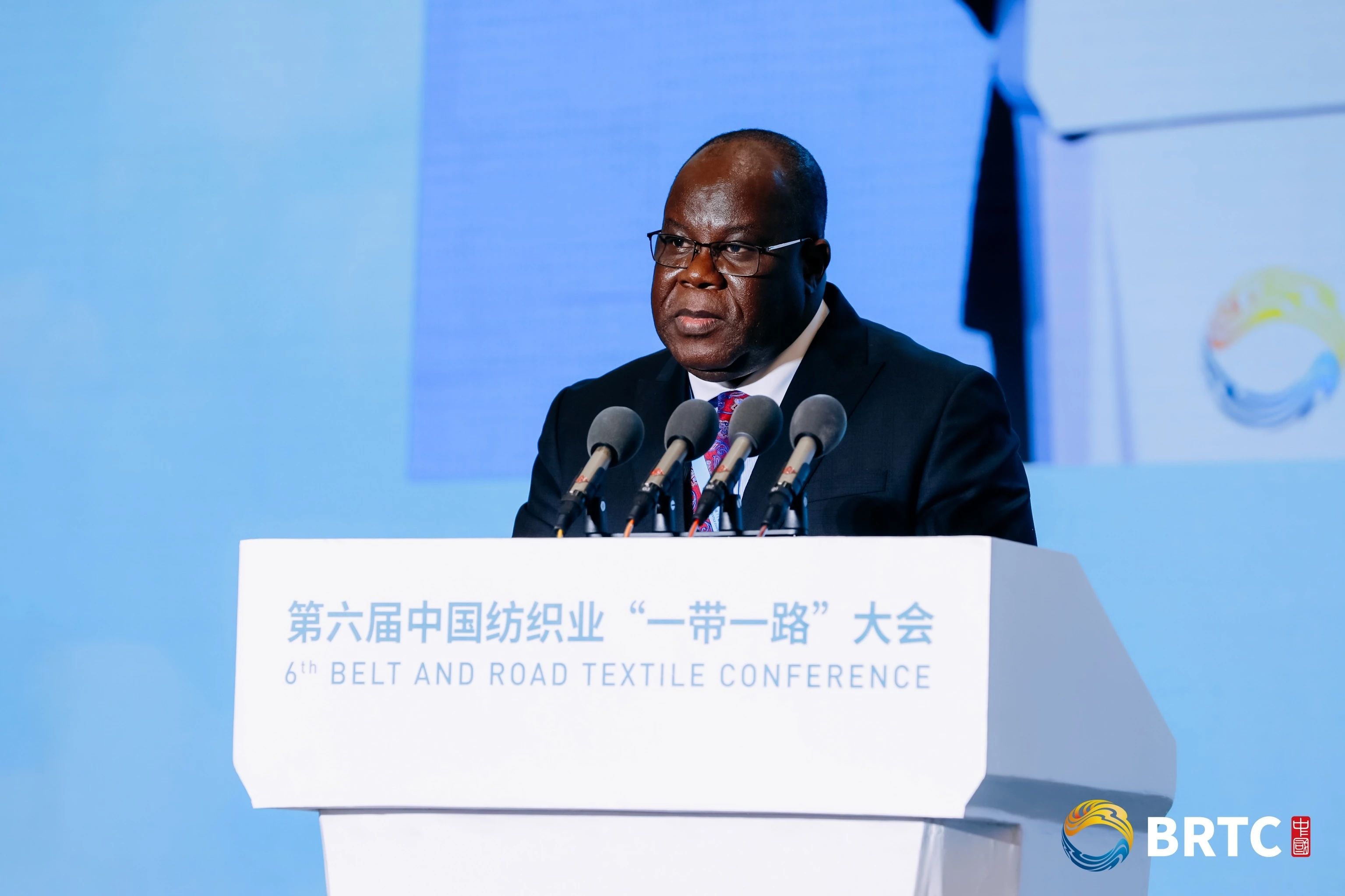 共創(chuàng)全球紡織合作新未來(lái)！第六屆中國(guó)紡織業(yè)&ldquo;一帶一路&rdquo;大會(huì)成功召開(kāi)
