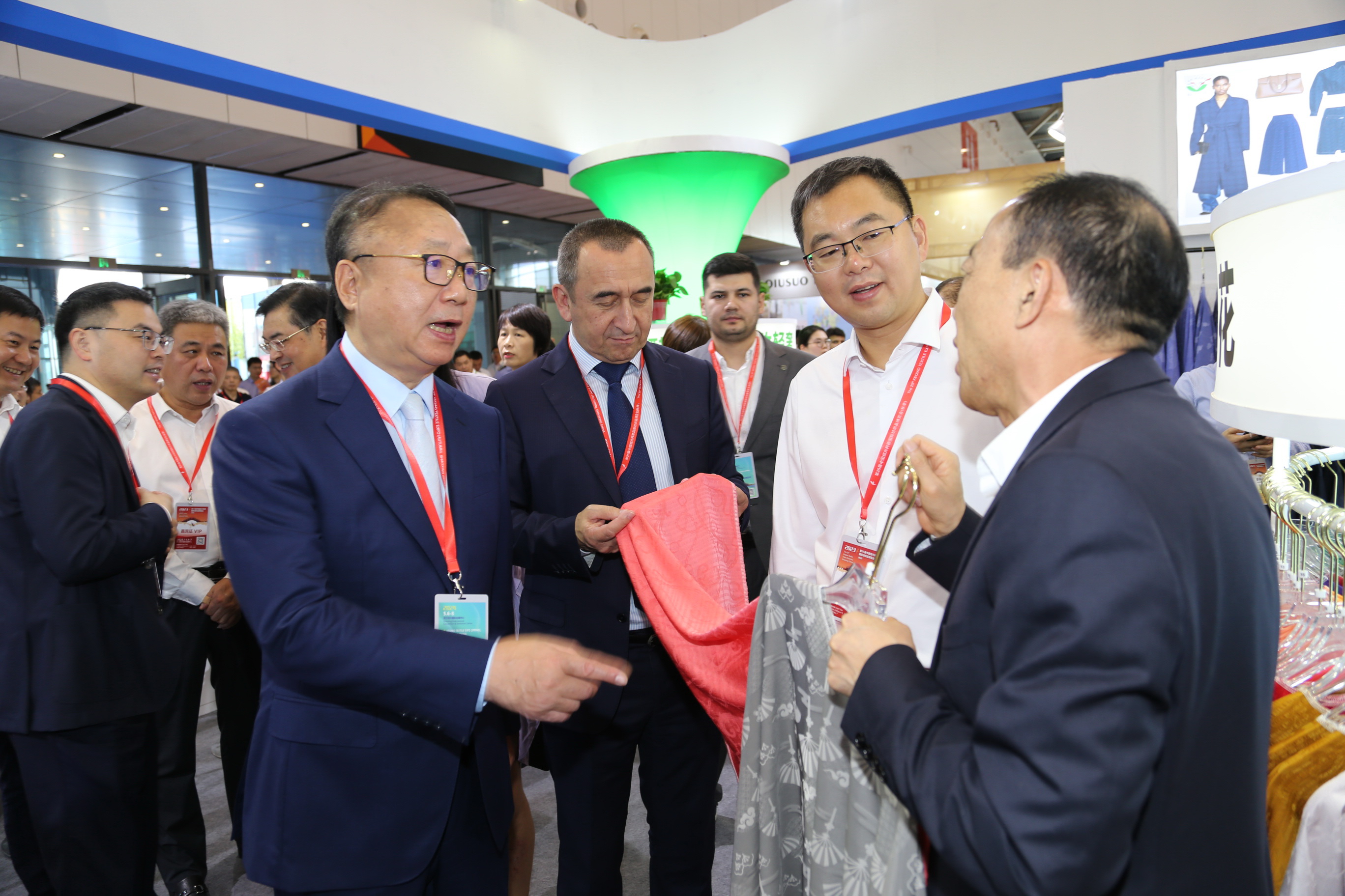 立足全球，筑牢世界紡織產(chǎn)業(yè)節(jié)點(diǎn)--2023第25屆中國(guó)紹興柯橋國(guó)際紡織品博覽會(huì)（秋季）盛大開幕 