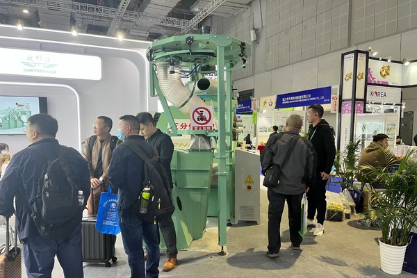 誠利佳：為毛紡企業(yè)提供更多智能化設(shè)備