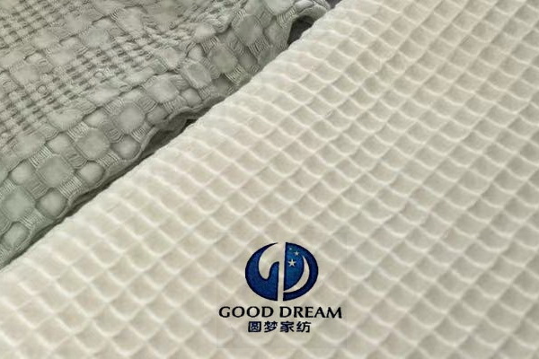 青島新銳家紡品牌&ldquo;圓夢&rdquo;與&ldquo;夏爾小鎮(zhèn)&rdquo;引起中家紡協(xié)領(lǐng)導的關(guān)注