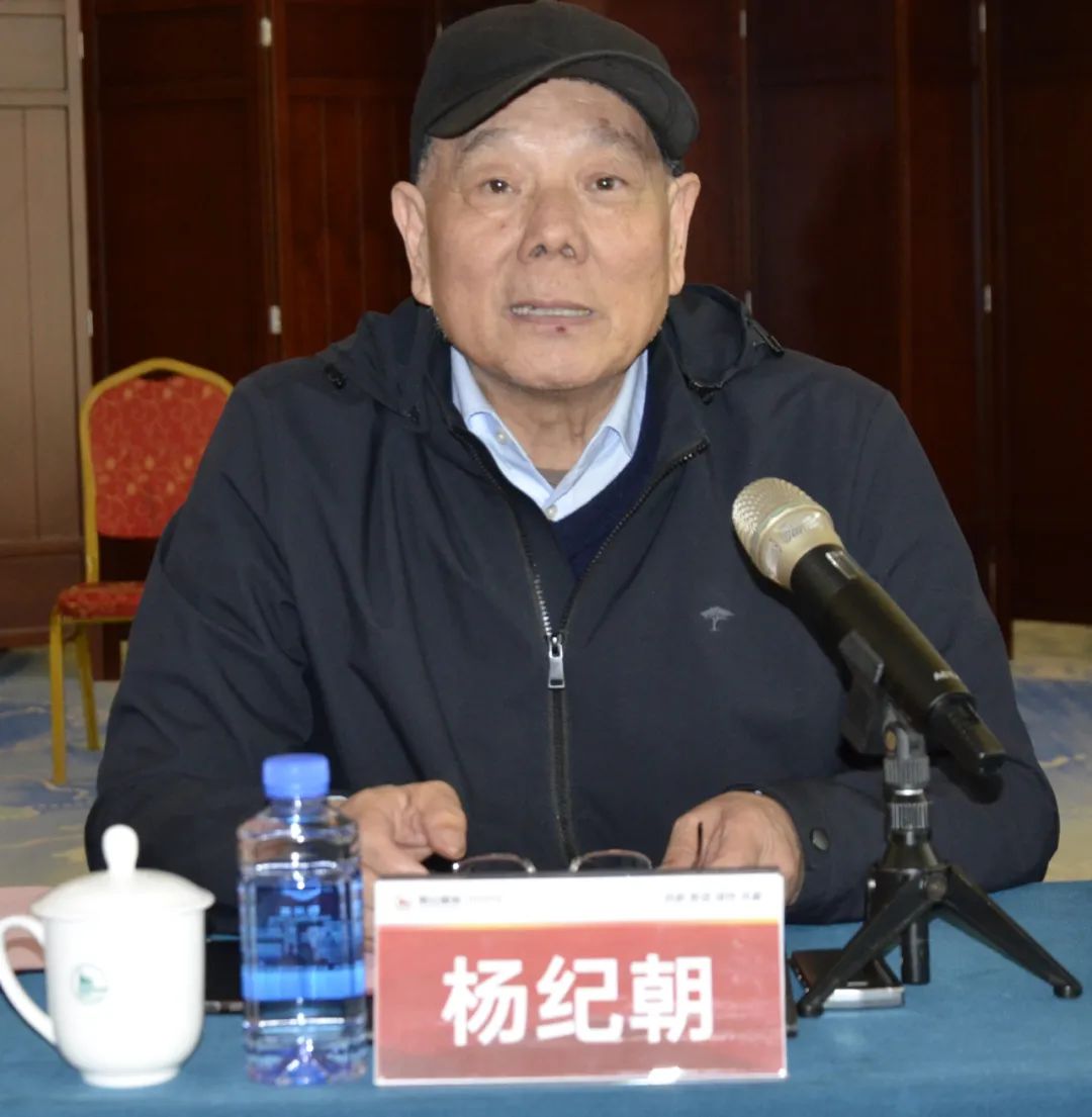 山東省紡織服裝行業(yè)協(xié)會第五屆第四次輪值會長會議在煙臺南山召開