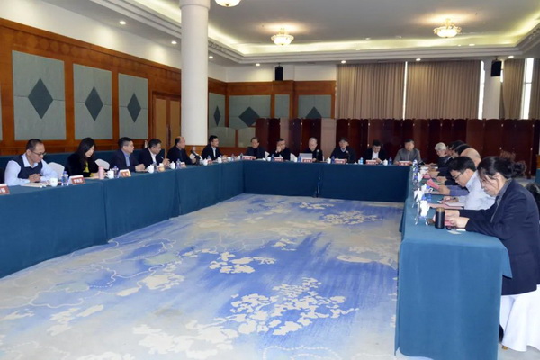 南山論劍  共謀大道--山東省紡織服裝行業(yè)協(xié)會第五屆第四次輪值會長會議在煙臺南山召開