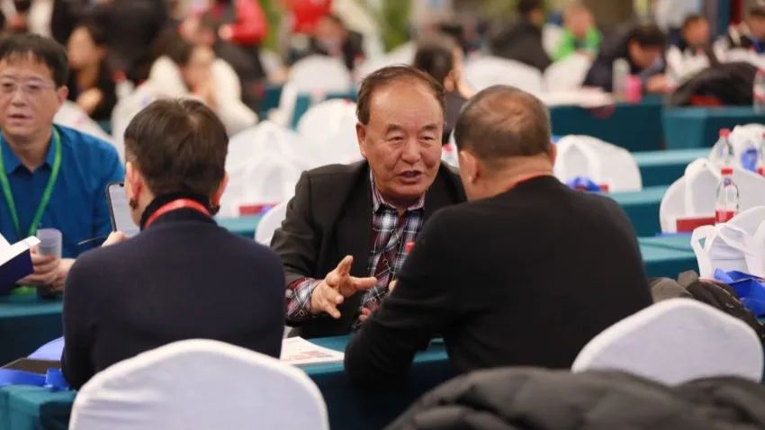 凝心聚力 合作共贏 陜西省校服供應鏈大會在西安成功召開