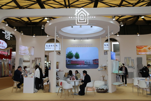 科技創(chuàng)新，眾地家紡新品驚艷第32屆華交會(huì)