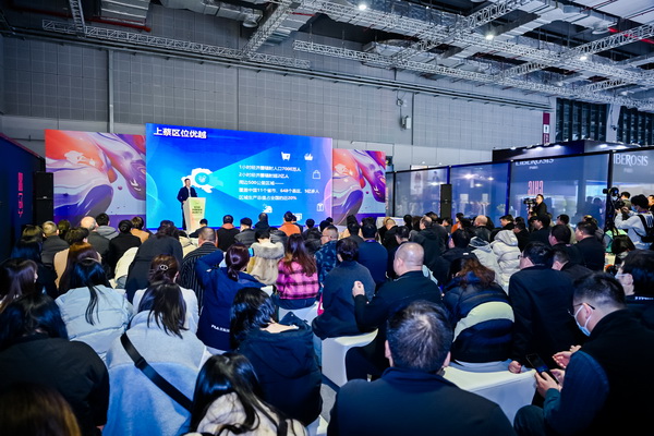 全球防曬服 就看駐馬店&mdash;&mdash;駐馬店防曬服基地驚艷亮相中國(guó)國(guó)際服飾博覽會(huì)