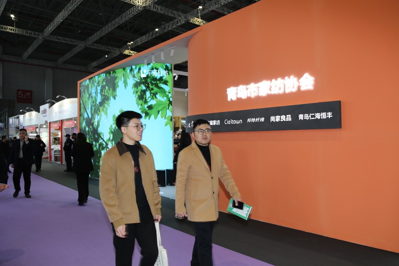 青島組團參加intertextile家紡展，副市長趙燕一行蒞臨考察