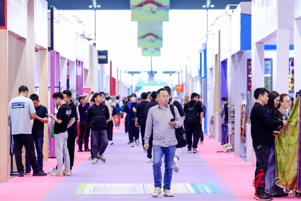 向&ldquo;新&rdquo;而生 逐&ldquo;質(zhì)&rdquo;而行！2024中國(guó)紹興柯橋國(guó)際紡博會(huì)（春季） 隆重開(kāi)幕