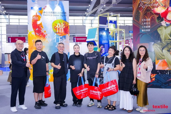 覓良品，謀合作！2024intertextile大灣區(qū)展組織服裝設(shè)計(jì)師組隊(duì)走進(jìn)中國(guó)流行面料入圍企業(yè)