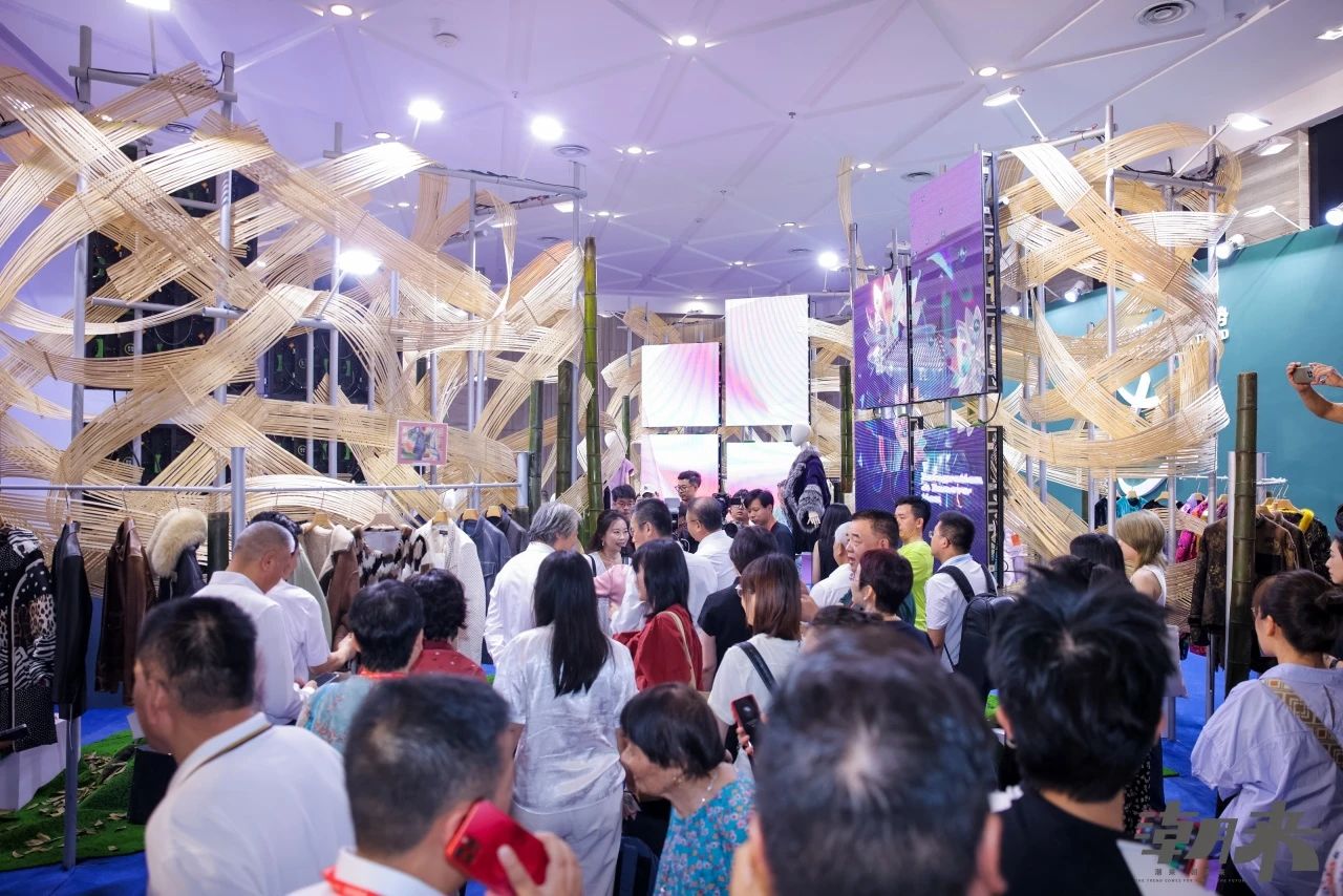 品類全能 品質(zhì)卓越 品牌進階 | 2024海寧中國國際時裝展隆重舉行