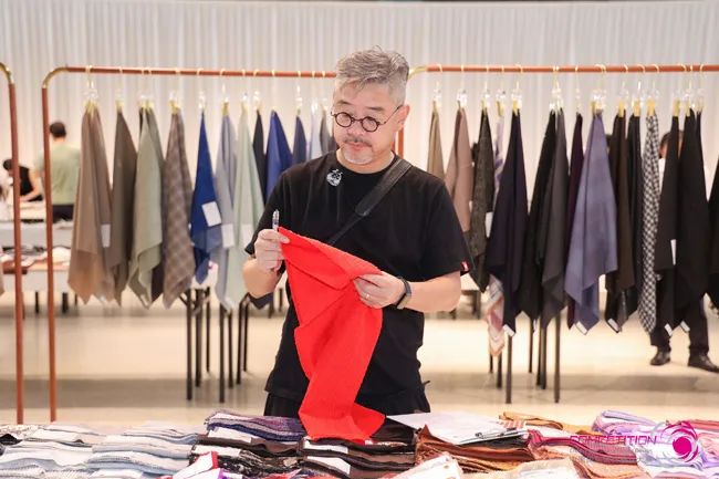 中國流行面料如何煥新當(dāng)代設(shè)計？聯(lián)動雅瑩集團，這場評審會為好創(chuàng)意持續(xù)加碼