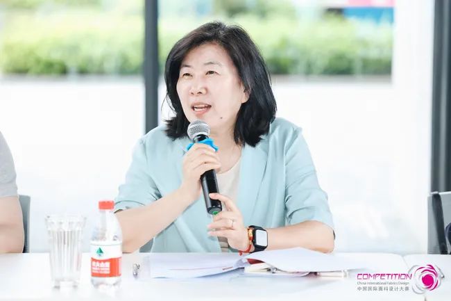 中國流行面料如何煥新當(dāng)代設(shè)計？聯(lián)動雅瑩集團，這場評審會為好創(chuàng)意持續(xù)加碼