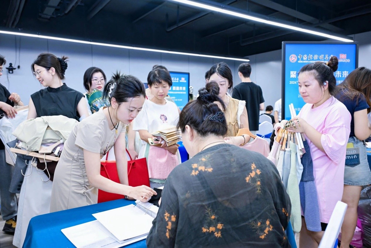 向世界問好！&ldquo;中國時尚女裝面料第一站&rdquo;榮耀啟航