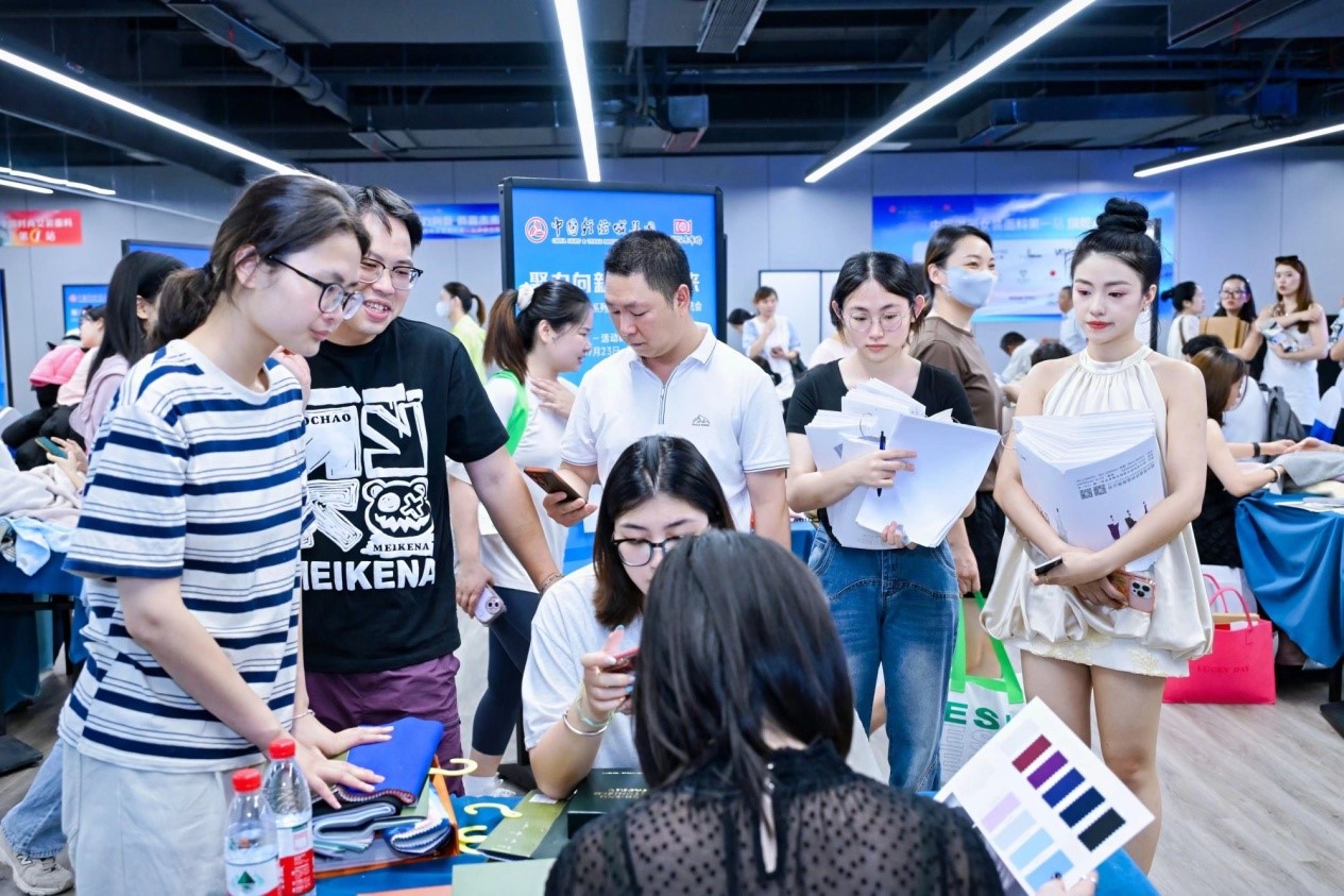向世界問好！&ldquo;中國時尚女裝面料第一站&rdquo;榮耀啟航