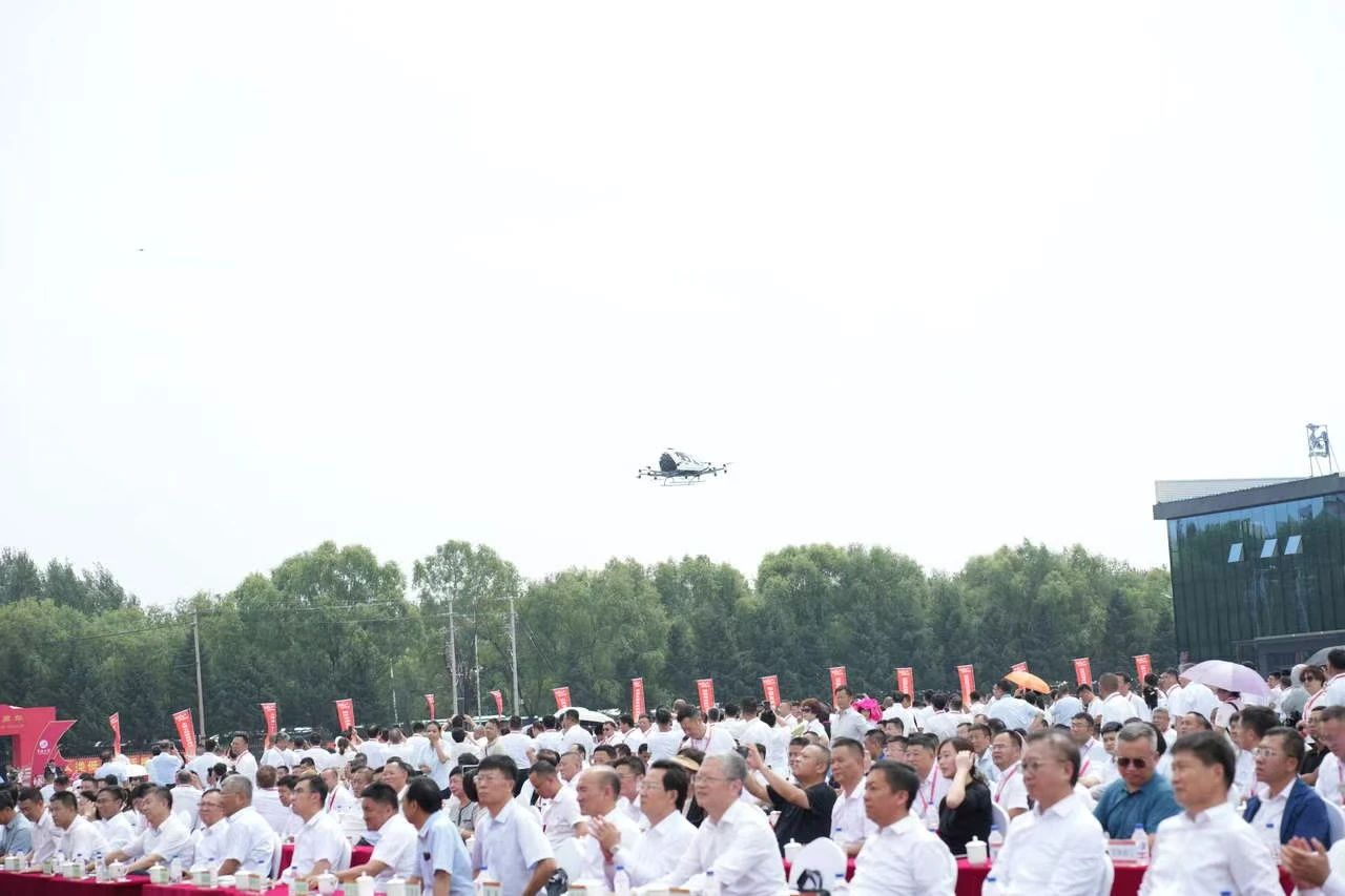 薪火相傳一甲子，砥礪奮進(jìn)六十年  吉林化纖隆重舉辦建成投產(chǎn)60周年發(fā)展經(jīng)驗(yàn)交流大會(huì)！