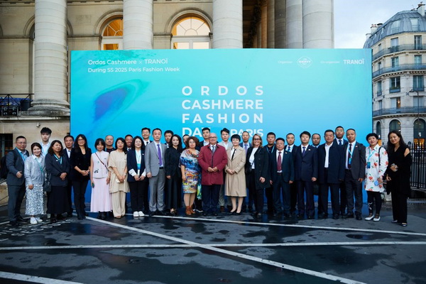 乘風(fēng)馭海，踏浪而升，鄂爾多斯市羊絨時尚日強勢登陸巴黎時裝周