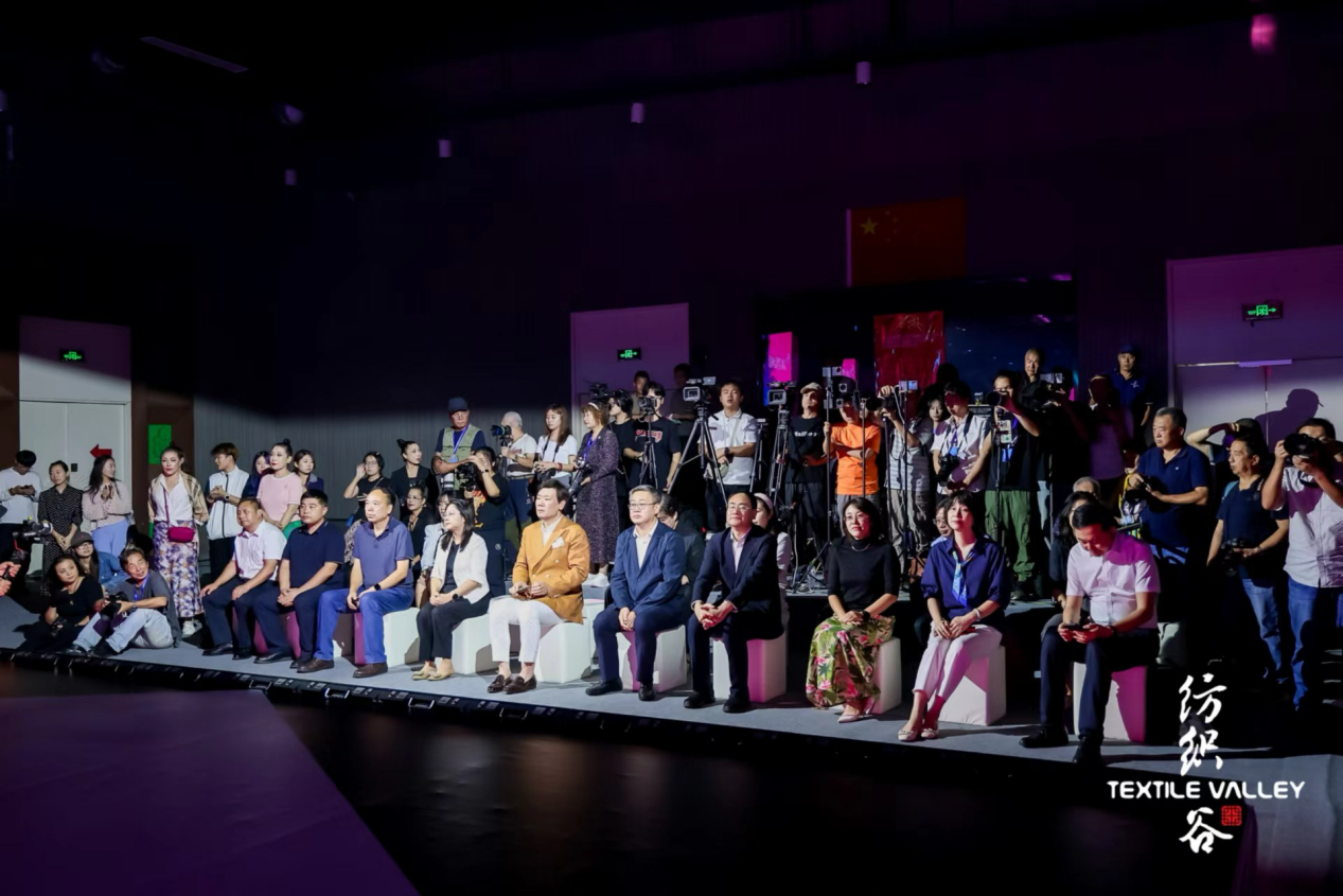 探尋新銳時(shí)尚新勢力，開拓時(shí)尚領(lǐng)域新視角-- &ldquo;2024大學(xué)生聯(lián)合時(shí)裝秀&rdquo;在青上演