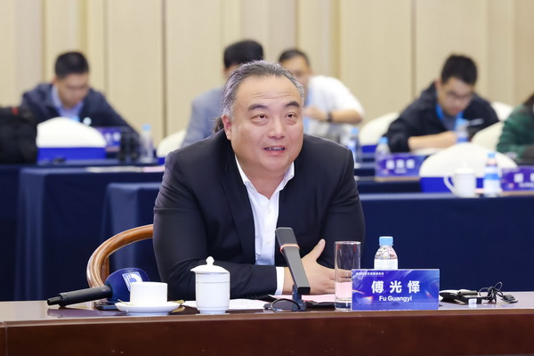 2024全球知名企業(yè)圓桌會議共商培育新質(zhì)生產(chǎn)力