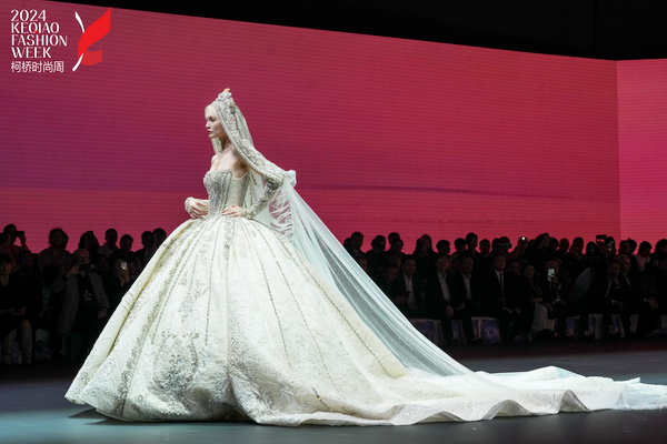 2024柯橋時(shí)尚周（秋季）盛大啟幕！國(guó)際頂尖品牌賦能，為柯橋產(chǎn)業(yè)時(shí)尚升級(jí)翻開(kāi)&ldquo;新質(zhì)&rdquo;篇章