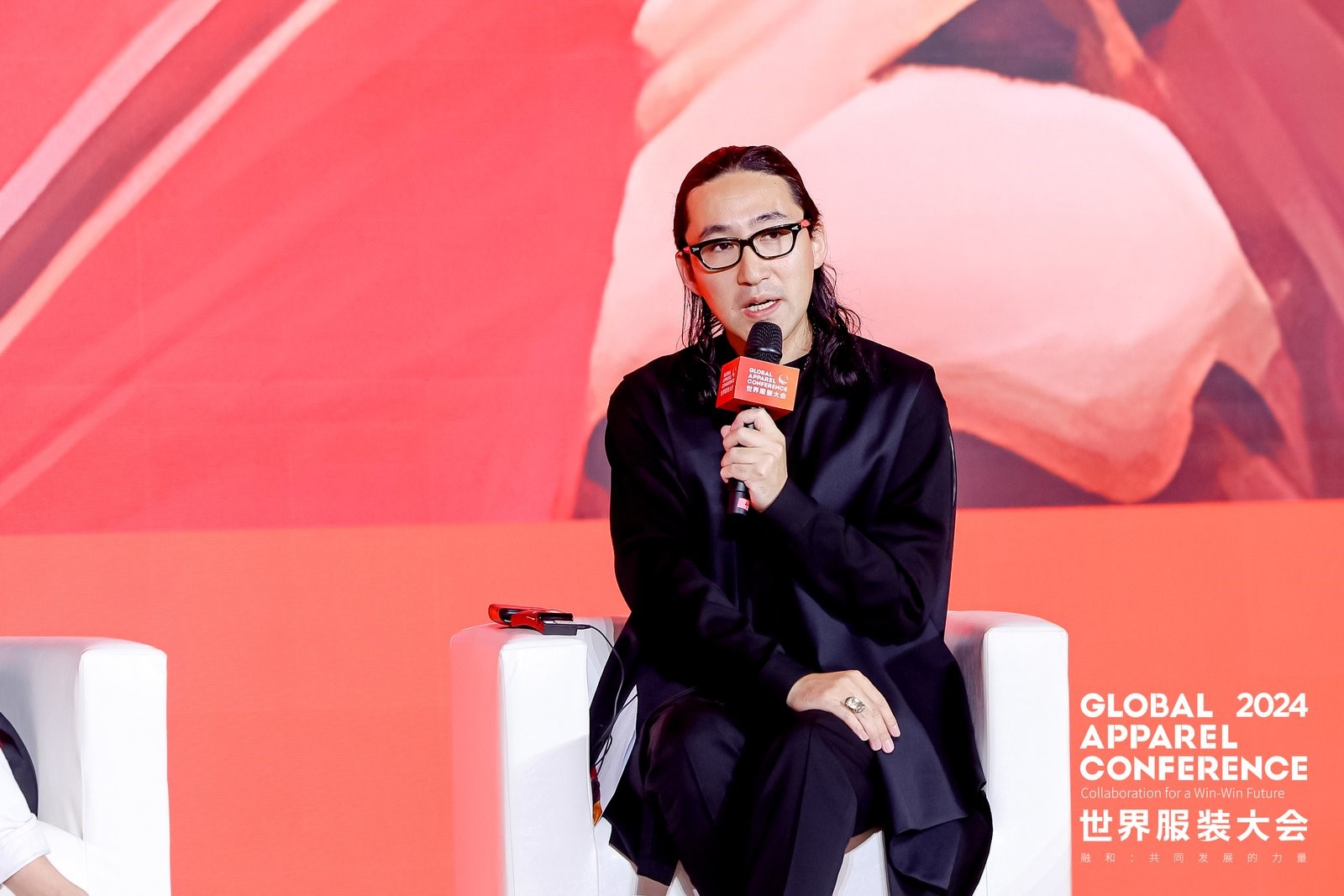 &ldquo;融和&rdquo;20個(gè)國家和地區(qū)服裝精英，2024世界服裝大會在東莞虎門開幕