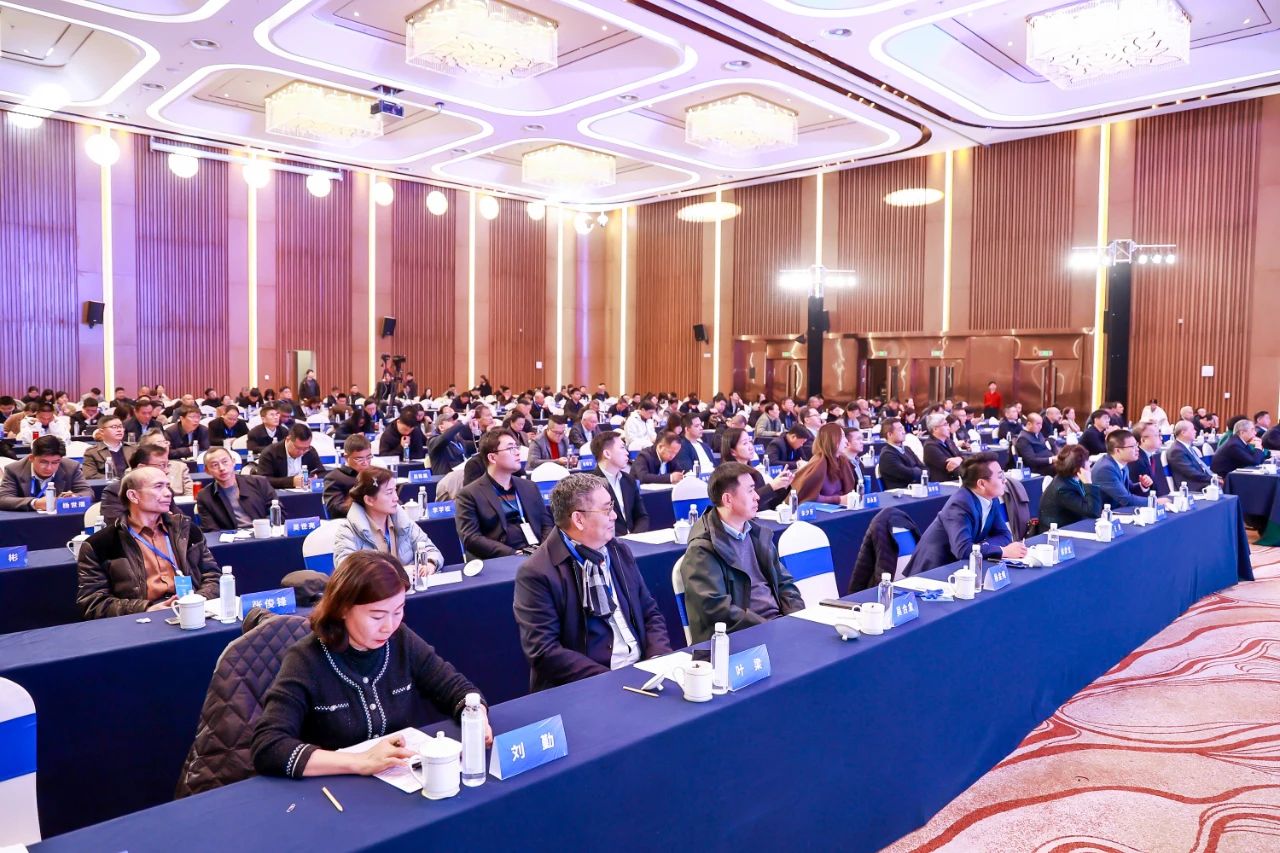 協(xié)同&創(chuàng)新 全面推進(jìn)集群治理現(xiàn)代化！2024中國(guó)紡織產(chǎn)業(yè)集群發(fā)展大會(huì)在柯橋召開