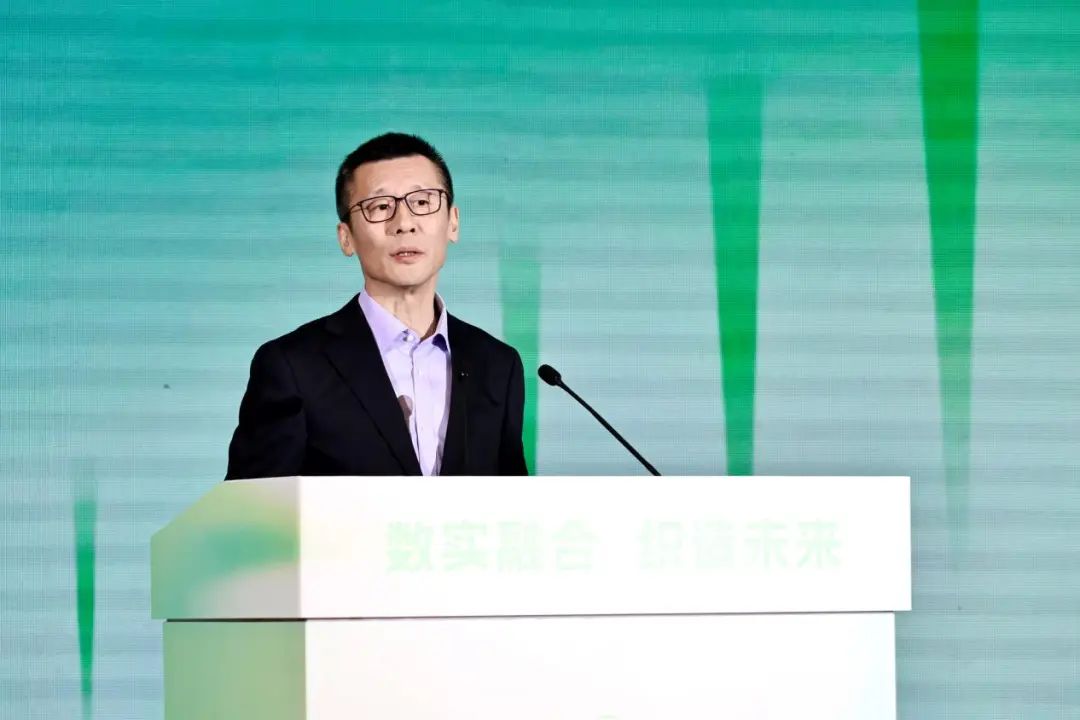 “數(shù)實(shí)融合 織造未來”--第一屆中國紡織行業(yè)數(shù)字化轉(zhuǎn)型大會(huì)在紹興柯橋舉行