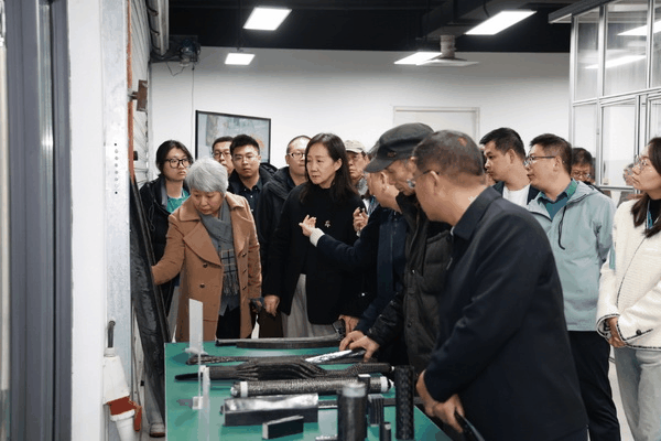 協(xié)同&創(chuàng)新 全面推進(jìn)集群治理現(xiàn)代化！2024中國(guó)紡織產(chǎn)業(yè)集群發(fā)展大會(huì)在柯橋召開