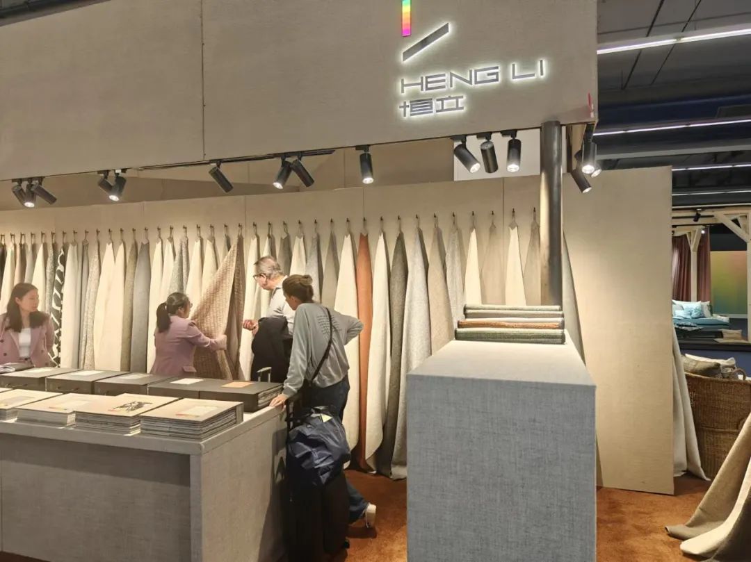 掘金Heimtextil2025:“海寧家紡”引領(lǐng)布藝集群潮流