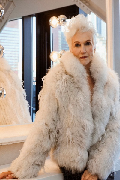 攜手玖姿JUZUI創(chuàng)意總監(jiān)王陶Taoray Wang 老錢皮草紐約時裝周成新貴