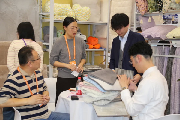 識變應(yīng)變 拓展外貿(mào)新空間！第33屆華東進(jìn)出口商品交易會盛大開幕