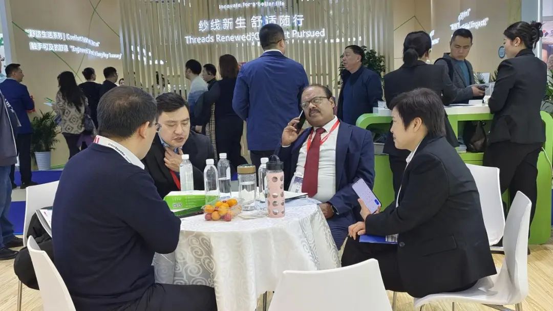 實力&ldquo;圈粉&rdquo;，盡展產(chǎn)業(yè)新風(fēng)貌！山東聊城展團首次亮相2025yarnexpo春夏紗線展