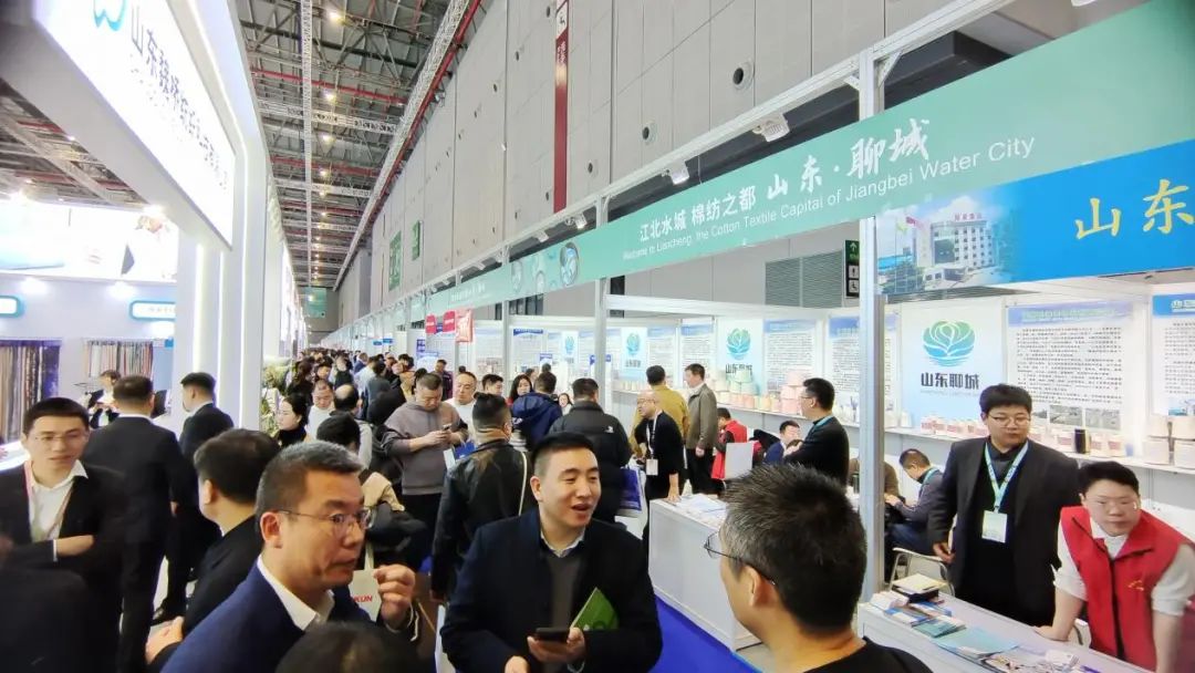 實力&ldquo;圈粉&rdquo;，盡展產(chǎn)業(yè)新風(fēng)貌！山東聊城展團首次亮相2025yarnexpo春夏紗線展