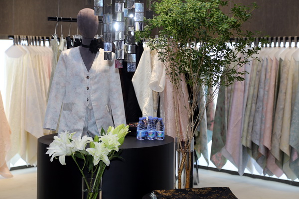 潮涌鵬城，開啟時(shí)尚 &ldquo;超鏈接&rdquo;丨第30屆FASHION SOURCE時(shí)尚之源深圳展、AW25深圳原創(chuàng)時(shí)裝周盛大啟幕