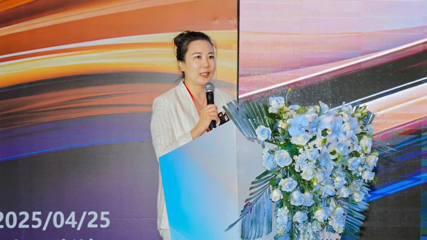 拓展國內(nèi)市場，深化協(xié)同共贏！?2025&ldquo;絲路柯橋&middot;布滿全球&rdquo;對接會走進(jìn)長沙