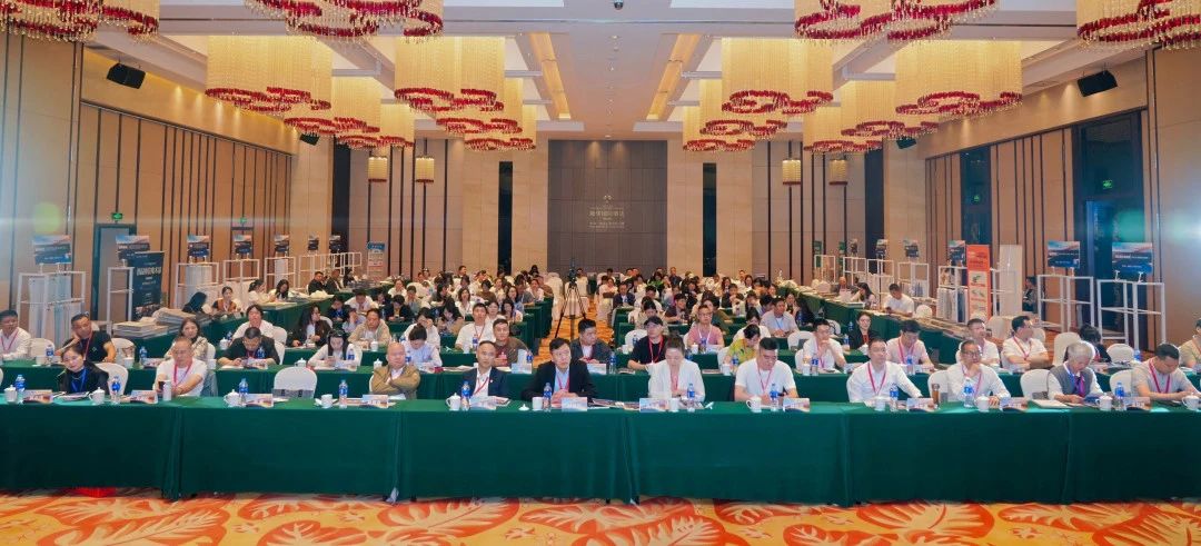 拓展國內(nèi)市場，深化協(xié)同共贏！?2025&ldquo;絲路柯橋&middot;布滿全球&rdquo;對接會走進(jìn)長沙