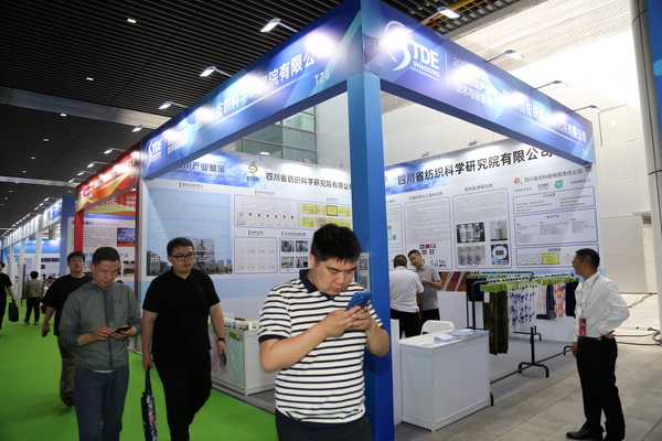 新形勢(shì)、新機(jī)遇，2025柯橋春季國(guó)際紡博會(huì)拉開帷幕，全方位展示中國(guó)紡織發(fā)展的強(qiáng)韌